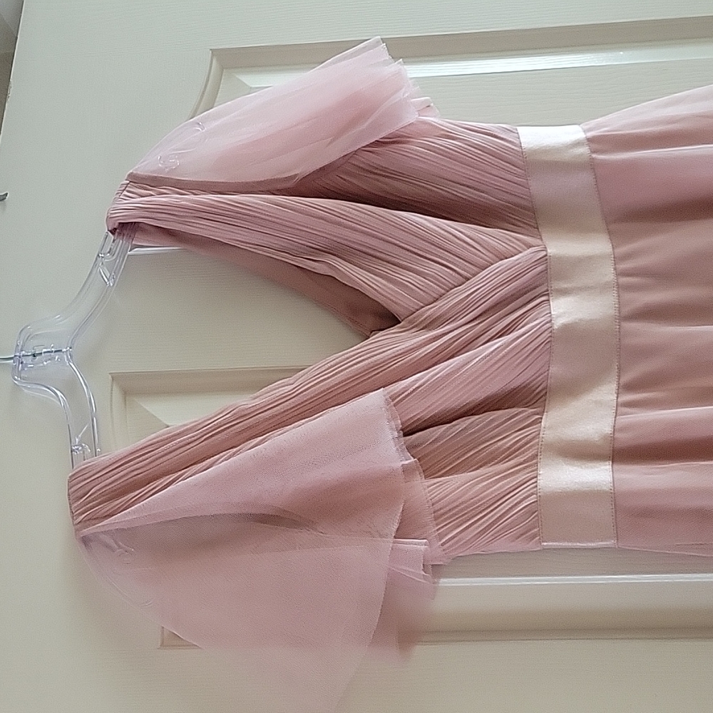 Dress 👗 - Picture 5 of 7